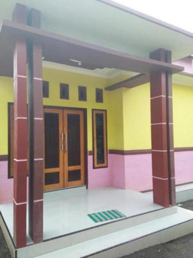 Tamansuruh Ijen Mansjestic B&B מראה חיצוני תמונה