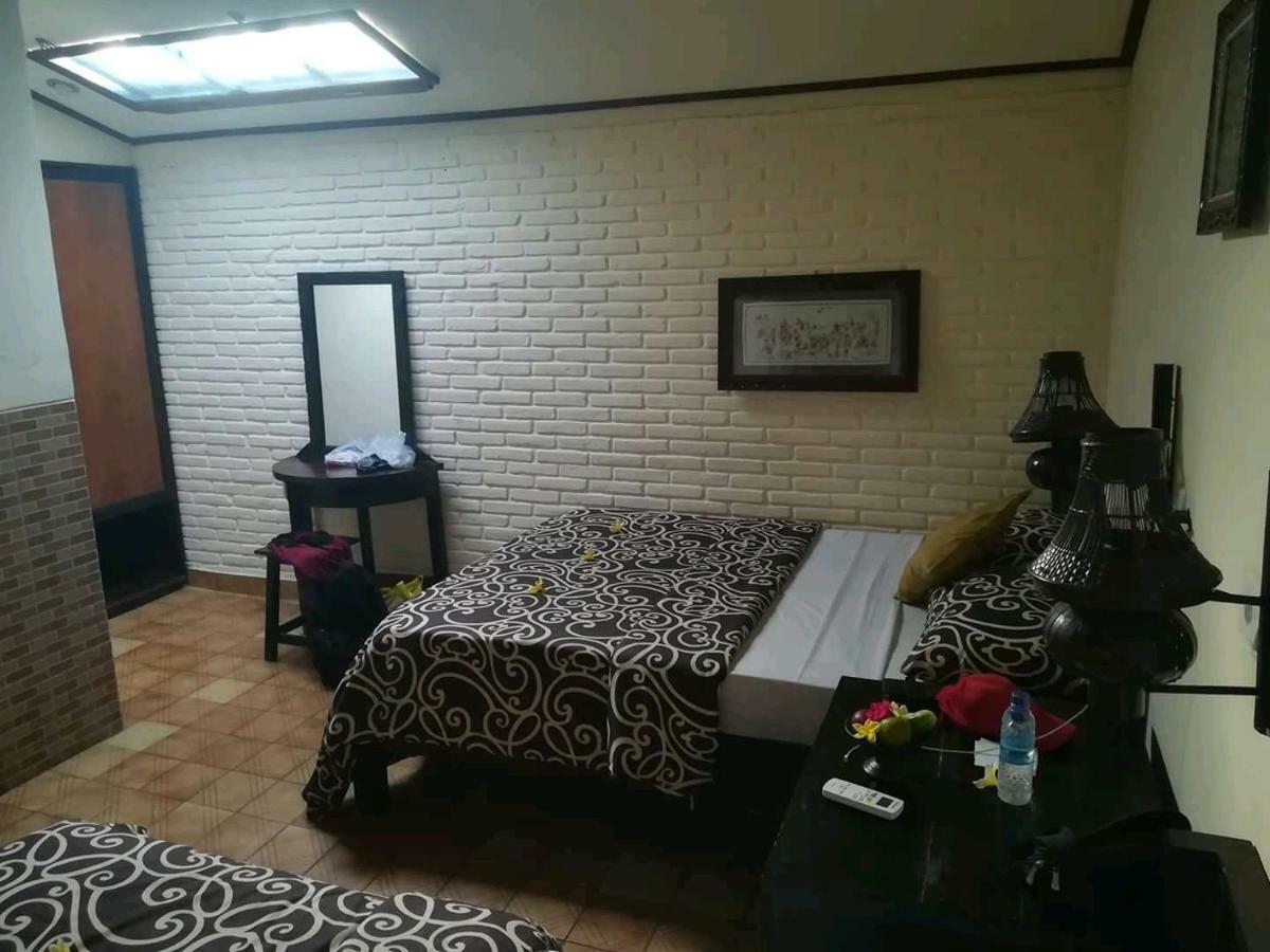Tamansuruh Ijen Mansjestic B&B מראה חיצוני תמונה